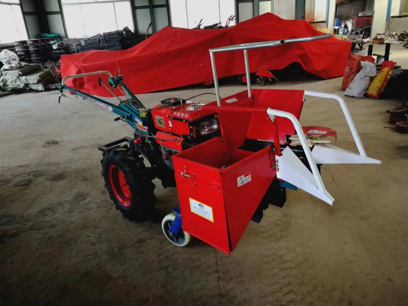 歩行型トラクター用トウモロコシ収穫機 高効率 農業生産性向上 - Farming In Agriculture のレビューと価格